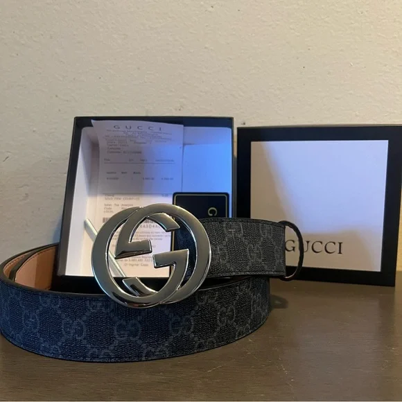 Gucci GG Canvas Belt with Matte Silver Buckle - Picture 1 of 4